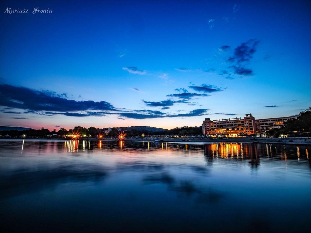 Duni Marina Beach Hotel ดูนี ภายนอก รูปภาพ