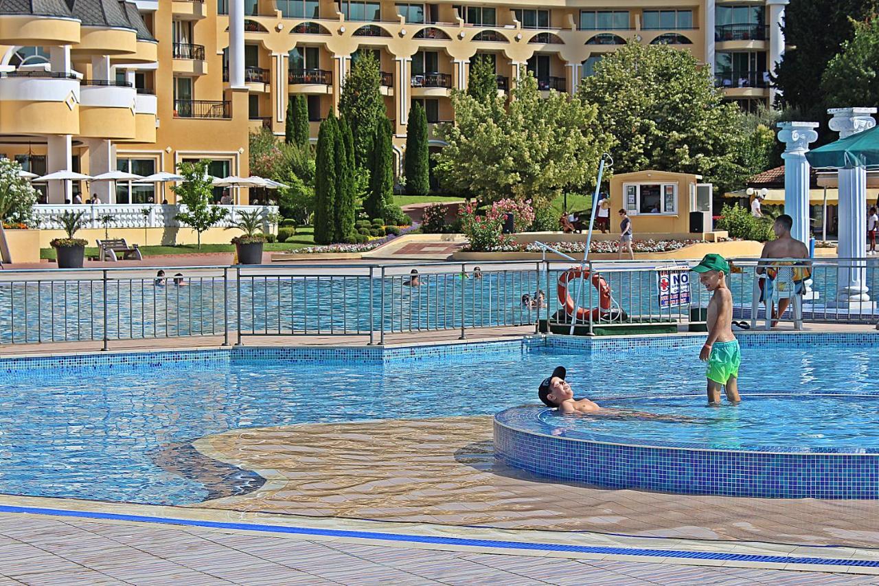 Duni Marina Beach Hotel ดูนี ภายนอก รูปภาพ