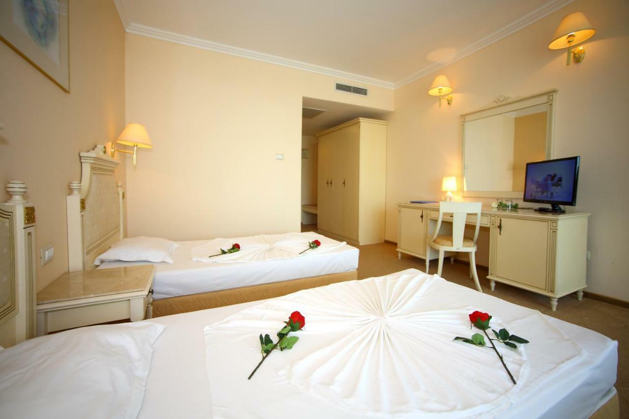 Duni Marina Beach Hotel ดูนี ภายนอก รูปภาพ