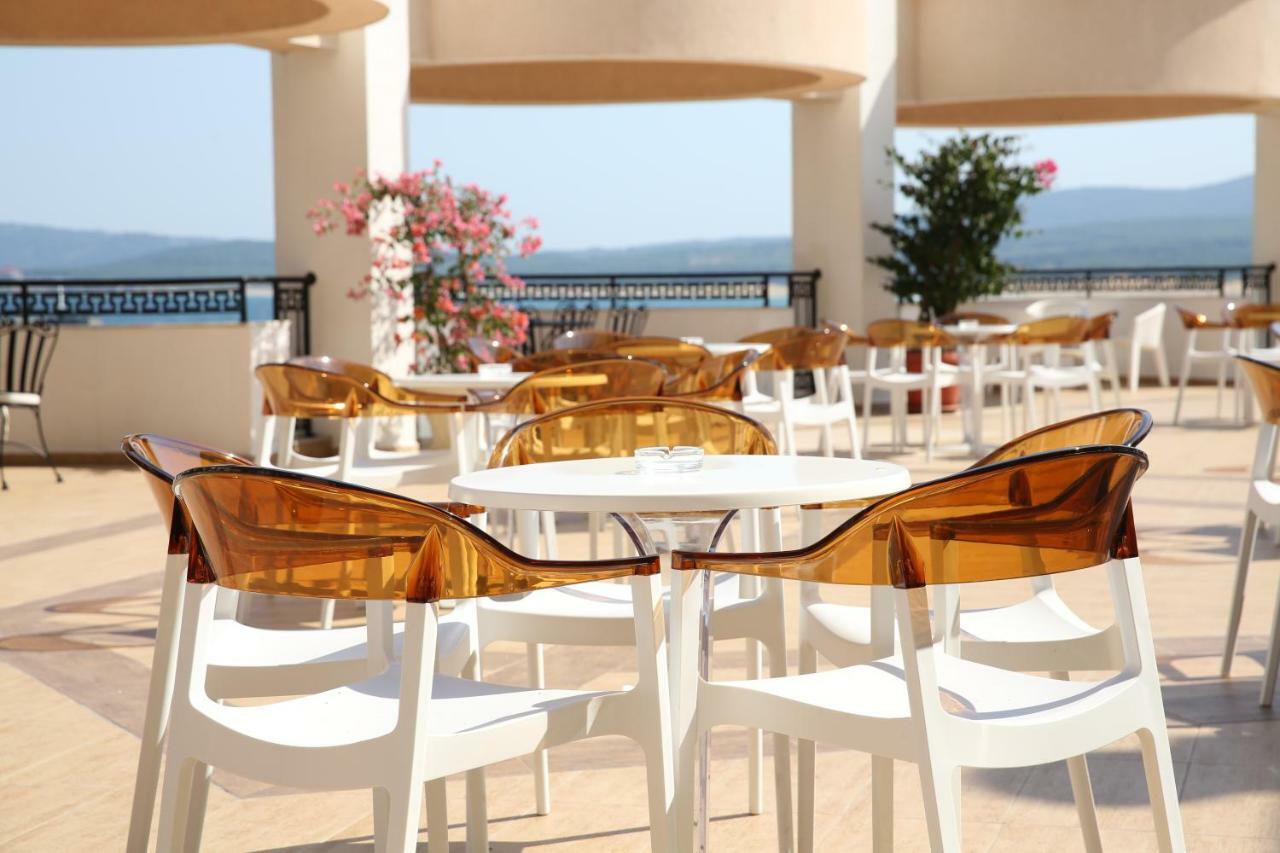 Duni Marina Beach Hotel ดูนี ภายนอก รูปภาพ